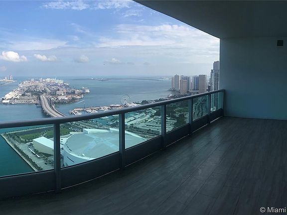 5th image of 900 Biscayne Blvd APT 5205