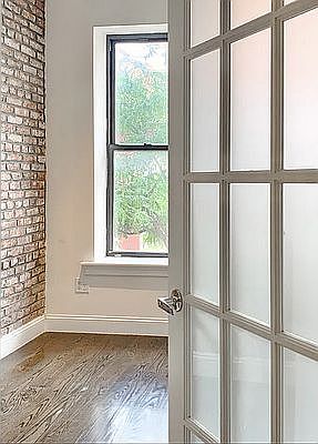 5th image of 58 E 3rd St APT 10