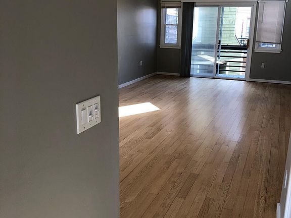 Living room - level 1