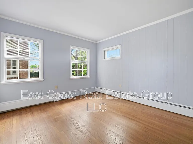 323 N Potomac St #1 — Photo 10