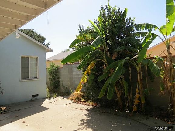 5th image of 1943 Phillippi St