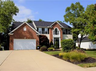 4587 Lexington Ridge Dr, Medina, OH 44256