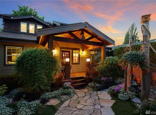 10011 42nd Ave SW, Seattle, WA 98146