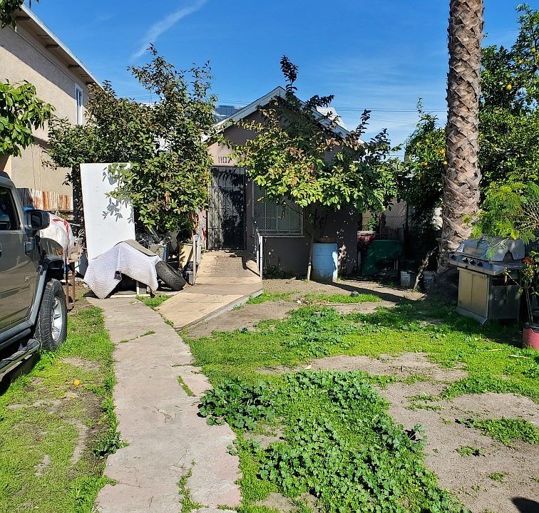 1st image of 1107 E 114th St