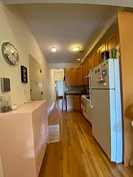 Rented by R New York