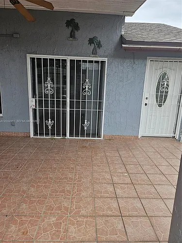 9890 NW 80th Pl #2122 Photo 1