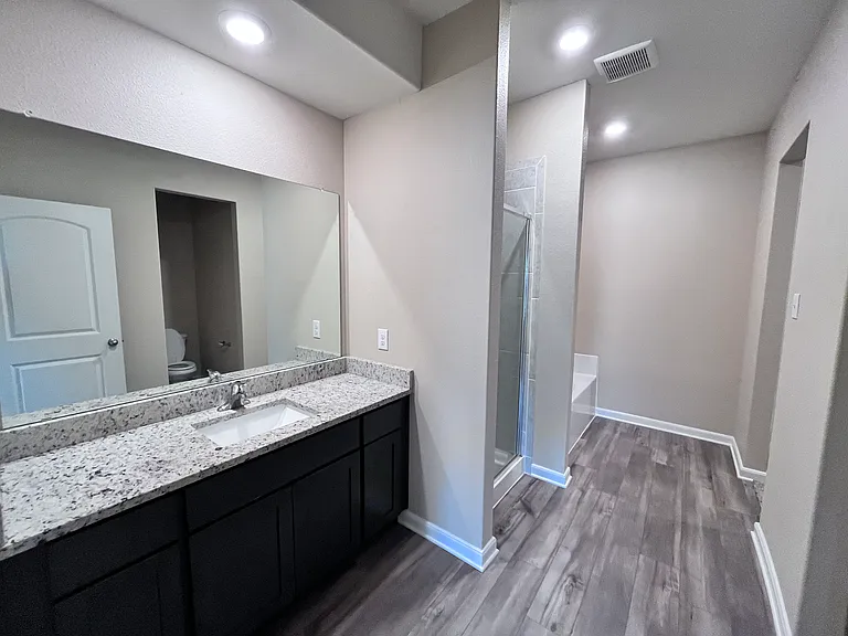 312 Tranquil Ln — Photo 5