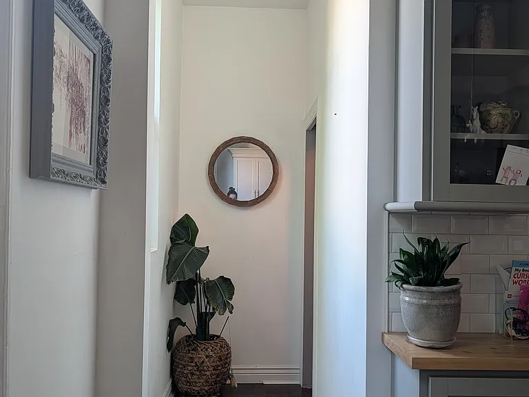 779 Summit Ave — Photo 2