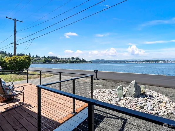 1735 Beach Drive E, Port Orchard, WA 98366