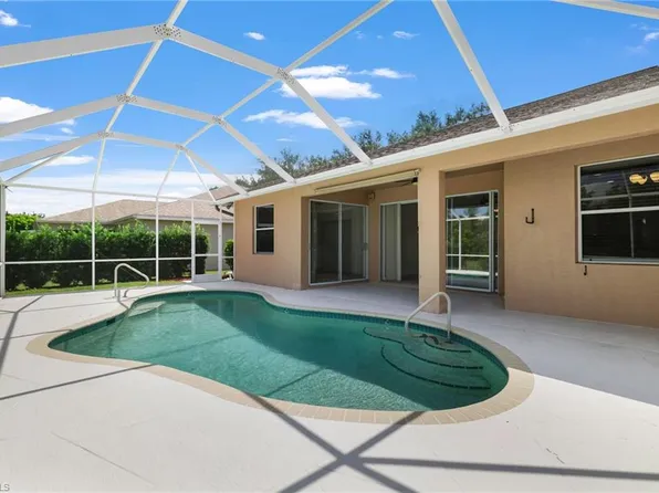 9271 Pittsburgh BLVD, FORT MYERS, FL 33967