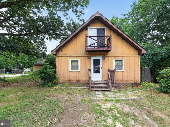 7805 Raymond Dr, Millville, NJ 08332