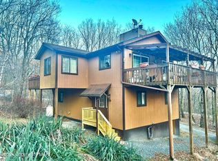 51 W Cherokee Trl, Albrightsville, PA 18210