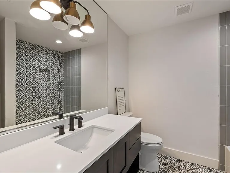 4501 Avenue B #A — Photo 15