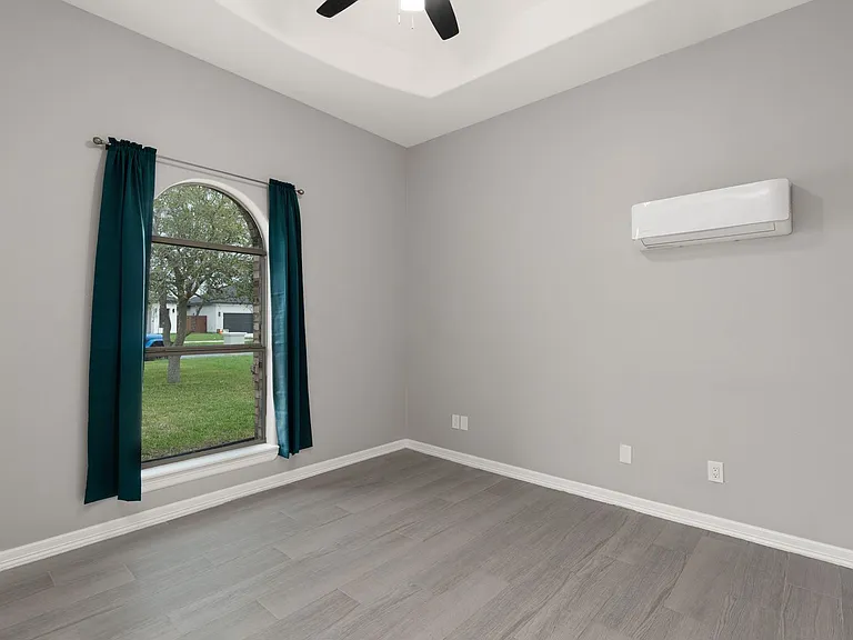 9450 Cajun Blvd — Photo 13