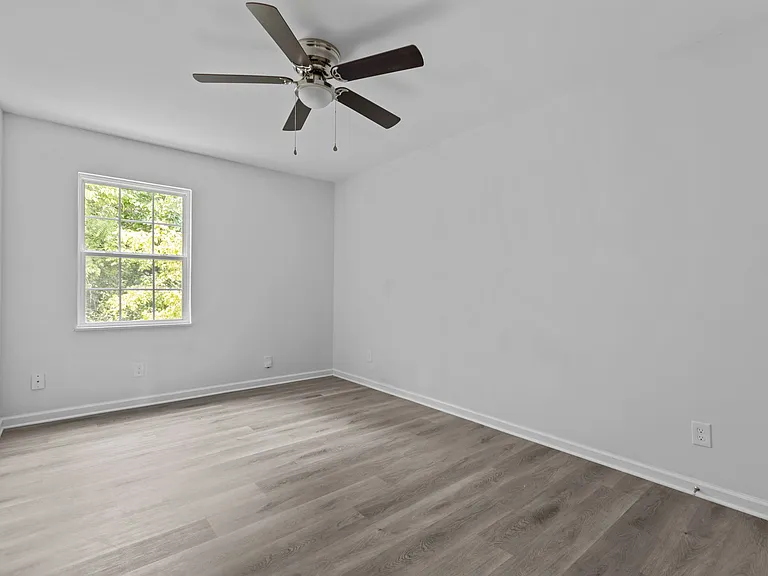 2128 S Roxboro St #C — Photo 8
