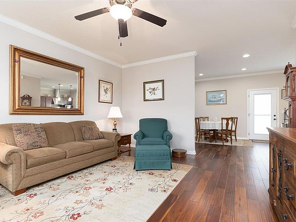 2nd image of 3974 Brookside Ct