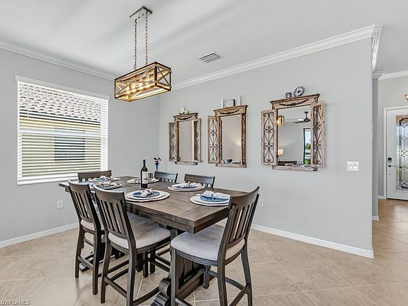5th image of 1482 Santiago CIR