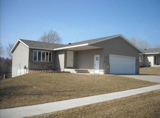 1499 Sunset Ave SE, Rochester, MN 55904