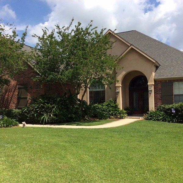1st image of 216 Anslem Dr