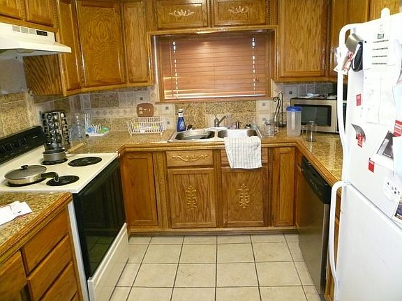 5th image of 4819 NW Floyd Ave