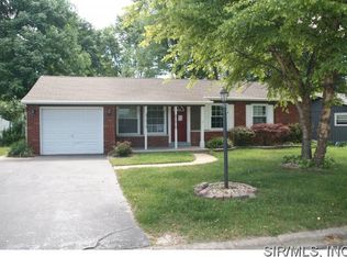 1102 Ridge Ave, Collinsville, IL 62234