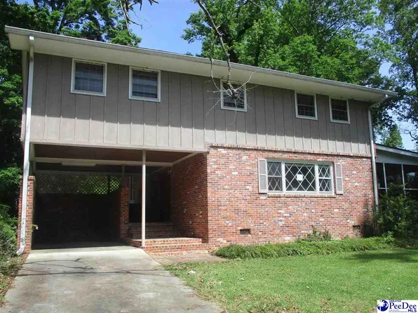 102 Forest Ct, Mullins, SC 29574