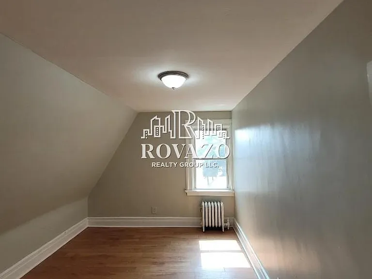 413 Summer Ave #3 — Photo 3