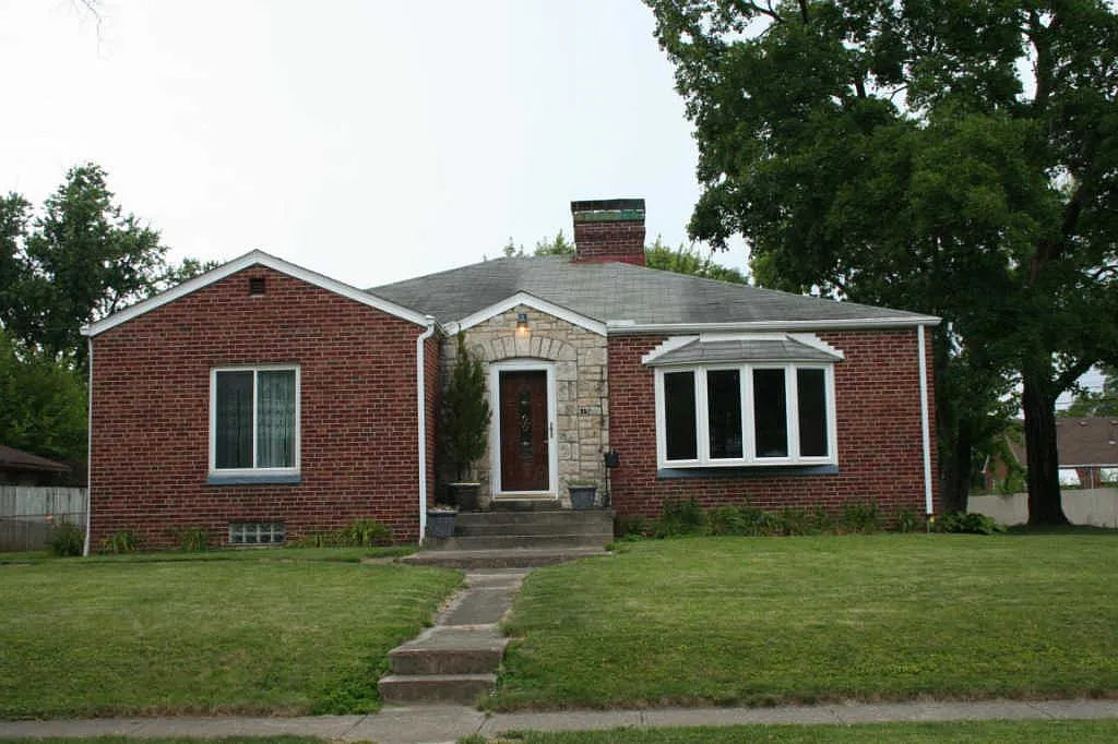 615 Belvidere Ave photo 1