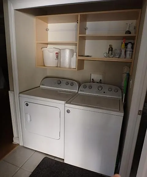 922 N Shore Dr NE — Photo 26