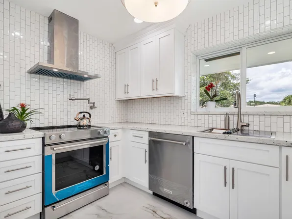 331 Tequesta Drive #223, Tequesta, FL 33469