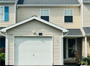 5764 Running Brook Rd, Farmington, NY 14425