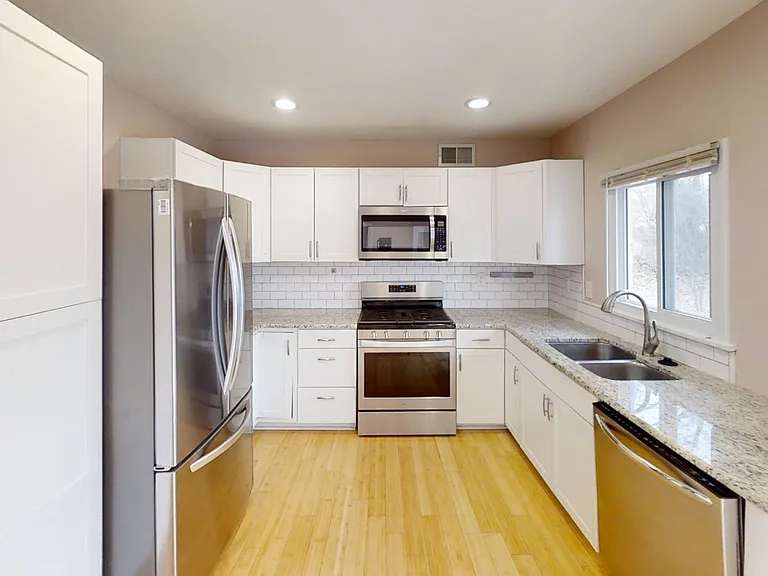 6708 N Walnut St — Photo 13