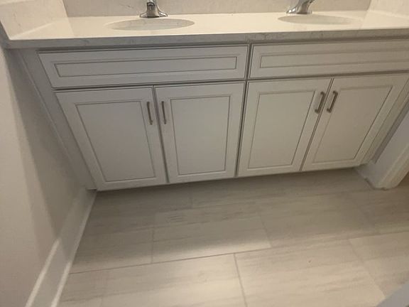 5th image of 7722 Park Gate Dr