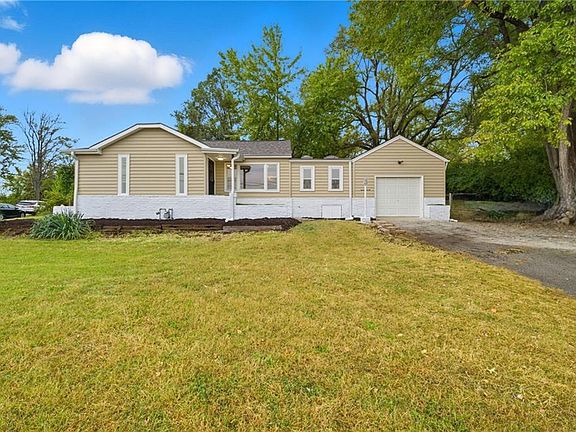 2nd image of 4018 Pittman Rd