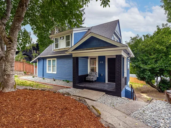 219 NE Washington Avenue, Chehalis, WA 98532