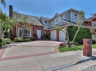 3382 Venture Dr, Huntington Beach, CA 92649