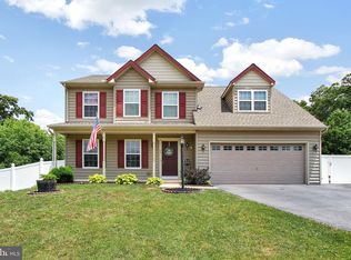 40 Crystal Ct, York Haven, PA 17370