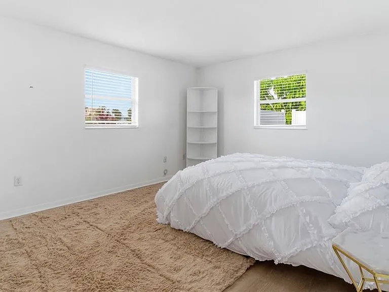 2227 Montclair Dr #1 — Photo 14