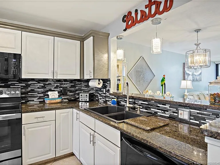 9940 Ocean Dr #309 — Photo 29