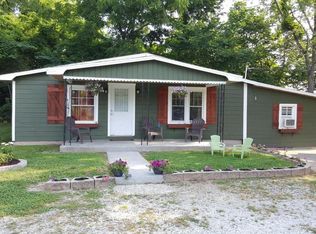445 State Highway T, Oldfield, MO 65720