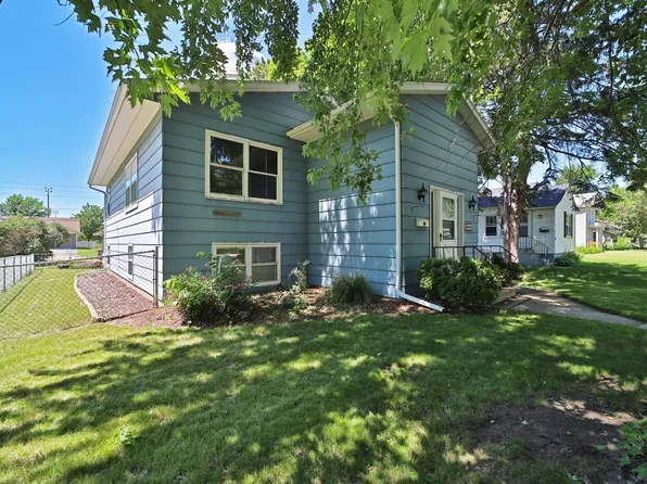 521 5th St NE, Staples, MN 56479