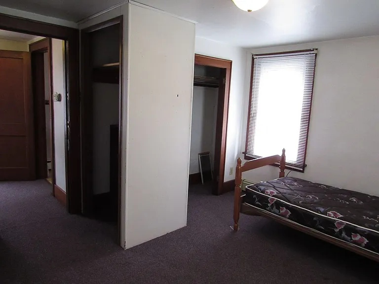 820 Grant St — Photo 11