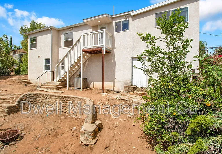 8841 Almond Rd — Photo 31