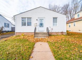 154 Hemingway Ave, East Haven, CT 06512
