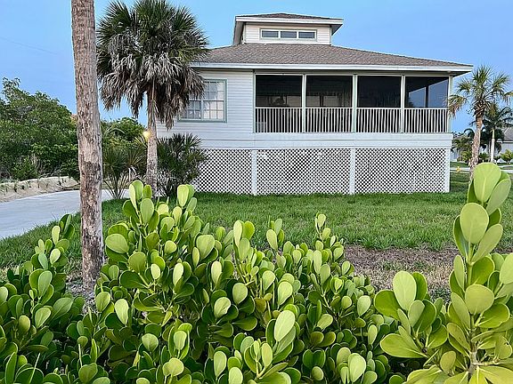 2nd image of 1868 Dogwood Dr