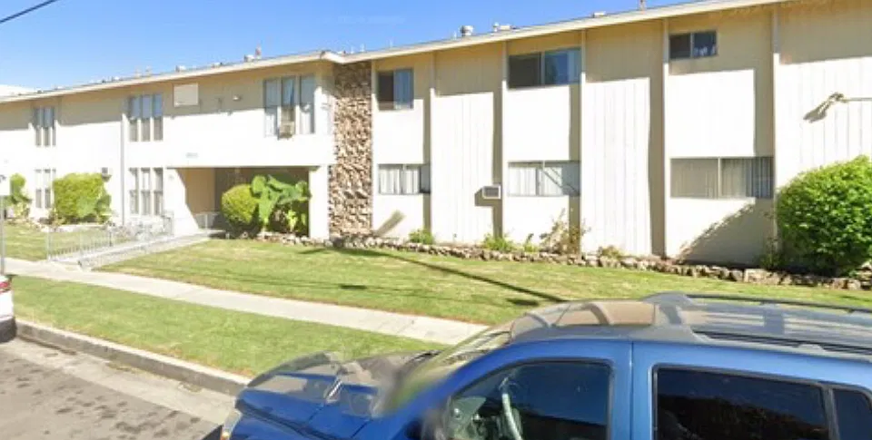18401 Malden Apartments