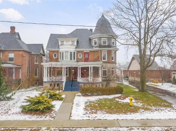 259 Wellington St W, Chatham Kent, ON N7M 1J9