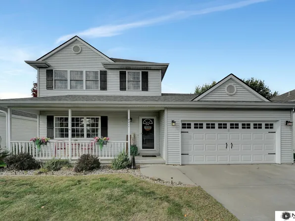 7411 S 18th St, Lincoln, NE 68512