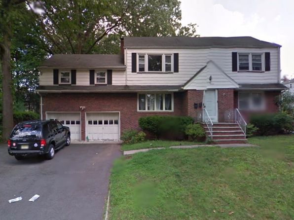 27 Woods Ave #1F