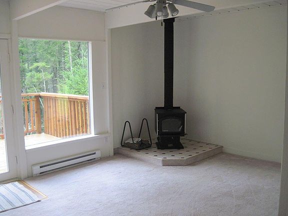 2nd image of 181 E Country Club Dr E